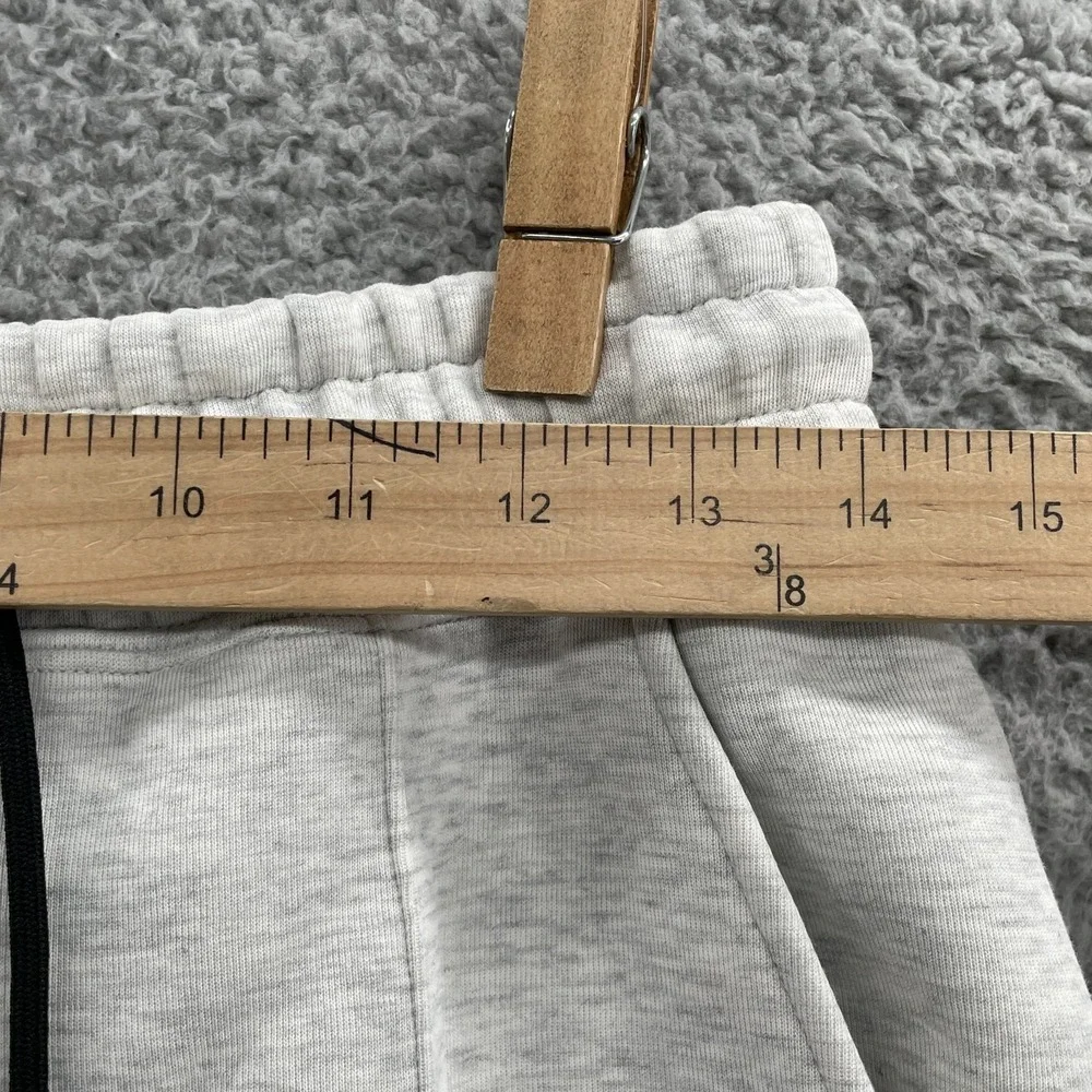 Nike‎ Club Jogger Women's Small White Athleisure Activewear Gorpcore Performance